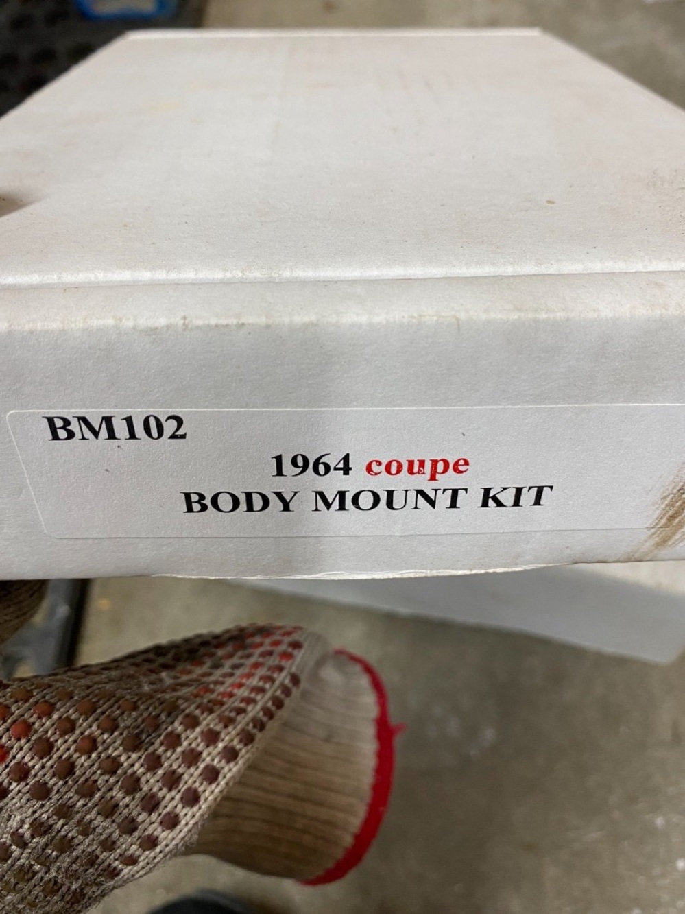 1964 corvette Coupe Body Mount Kit - White Box